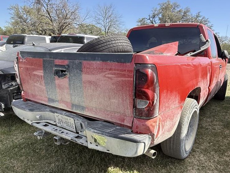 2006-chevrolet-silverado-1500-image-6