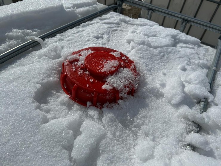 water-tank-tote-image-5