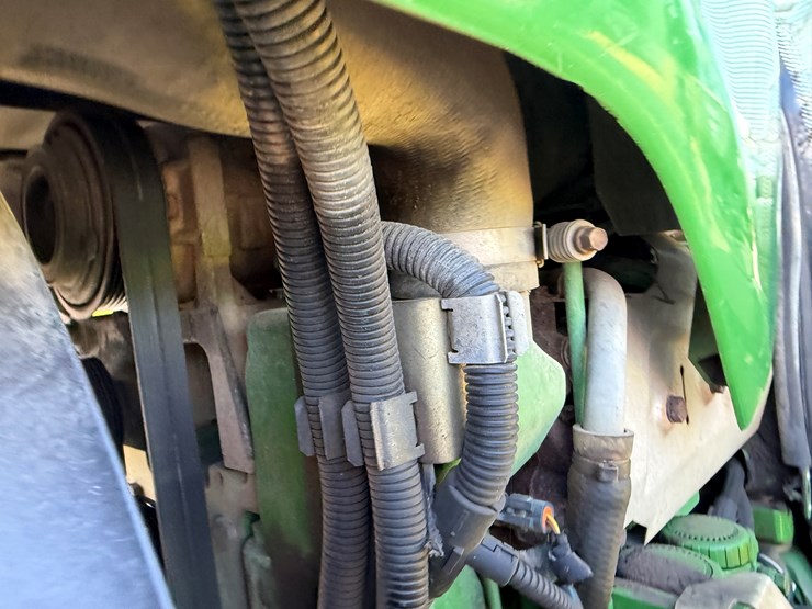2012-john-deere-6430-image-40