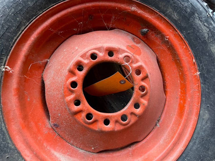 #6079-•-(2)-implement-tires-image-7