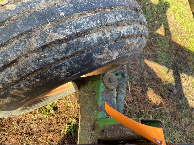 #6035-•-homemade-bale-mover-on-running-gear-image-16