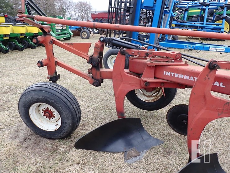 international-720-image-4