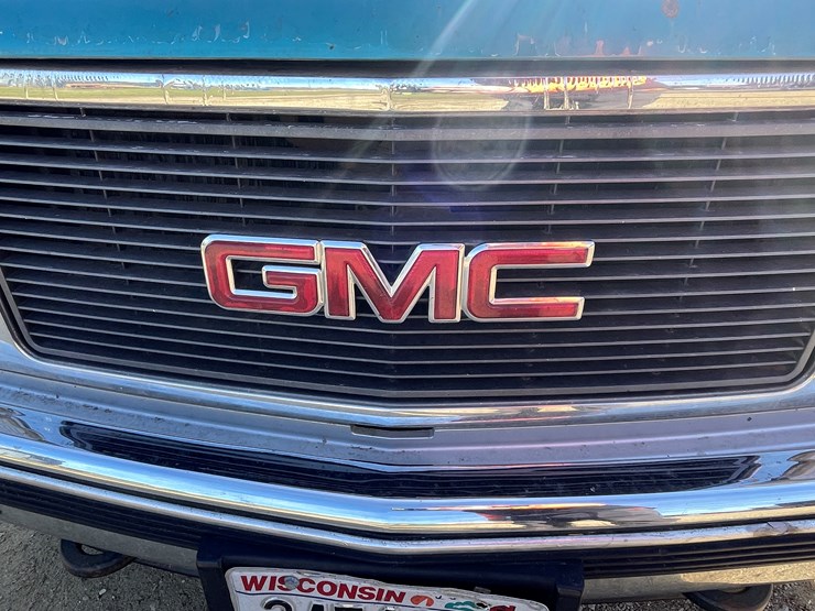 1993-gmc-2500-image-9