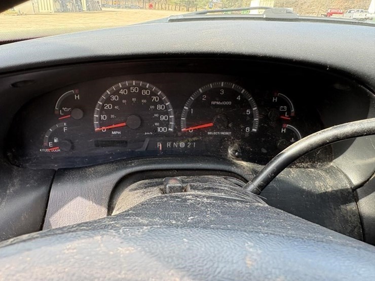 2002-ford-f150-image-13