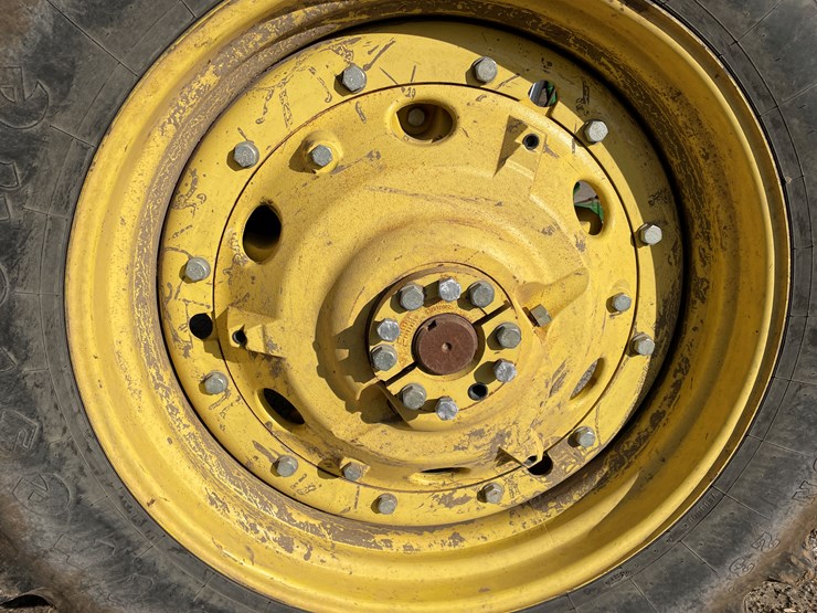 john-deere-6150r-image-35