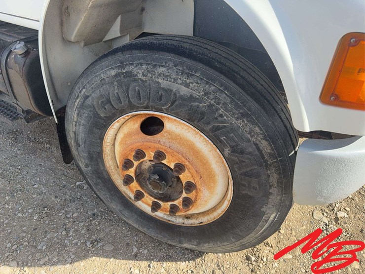 2000-international-4900-image-16