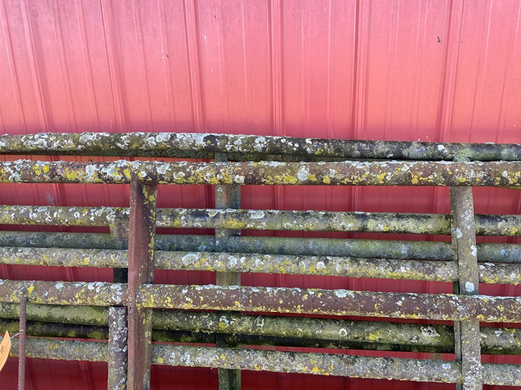 #6061-•-(4)-steel-gates-image-8