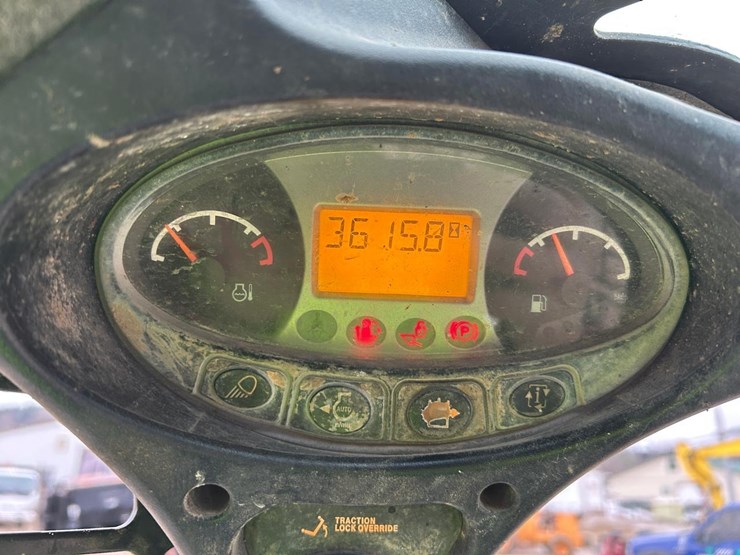 2022-bobcat-t550-image-26