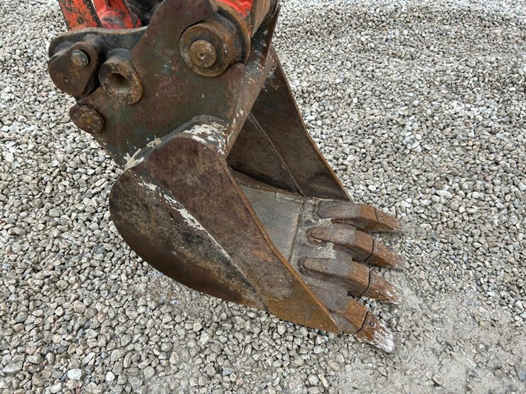 2016-kubota-u35-4-image-8