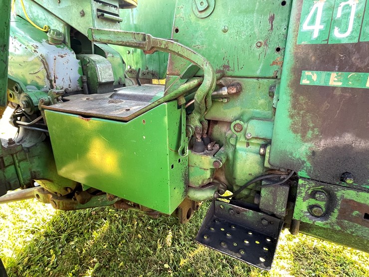 john-deere-4020-image-16