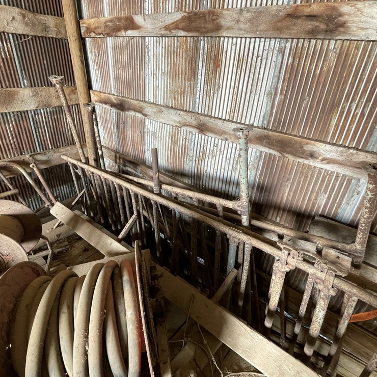 #6067 • Free Stall Stanchion