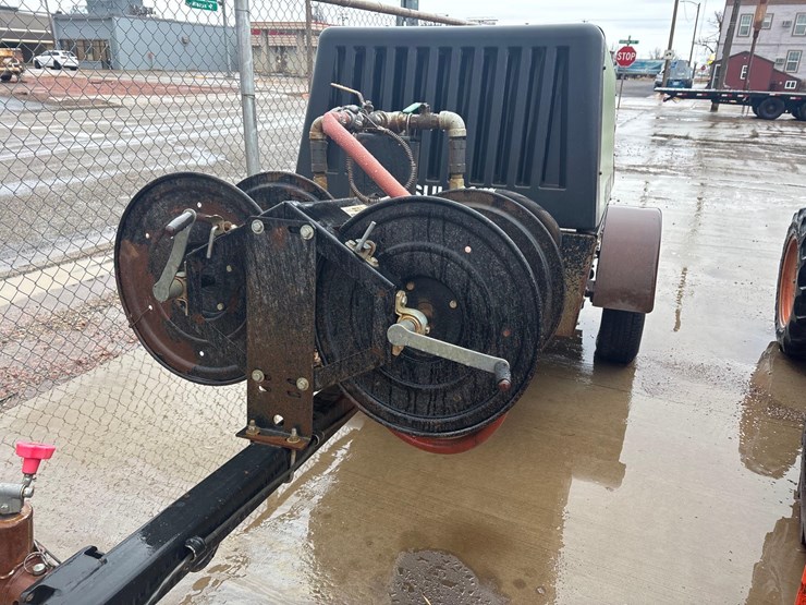 2012-sullair-185-cfm-image-12