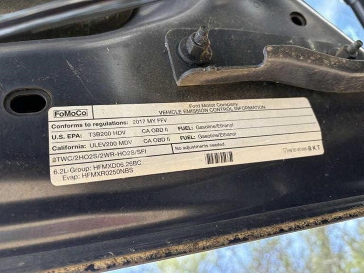 2017-ford-f250-xl-image-10