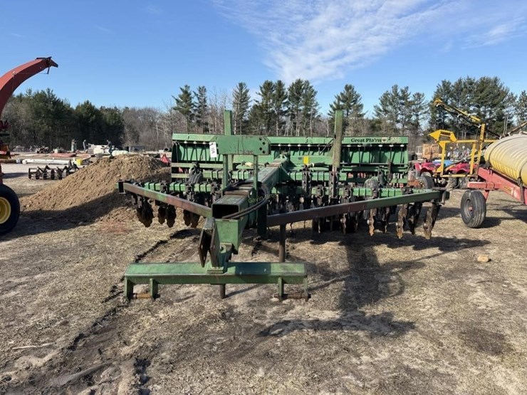 great-plains-solid-stand-15-image-3