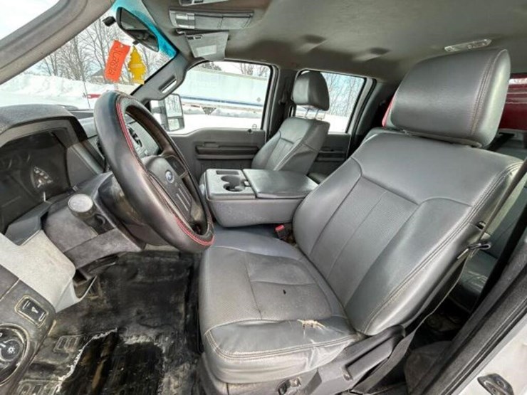 2015-ford-f550-xl-image-18