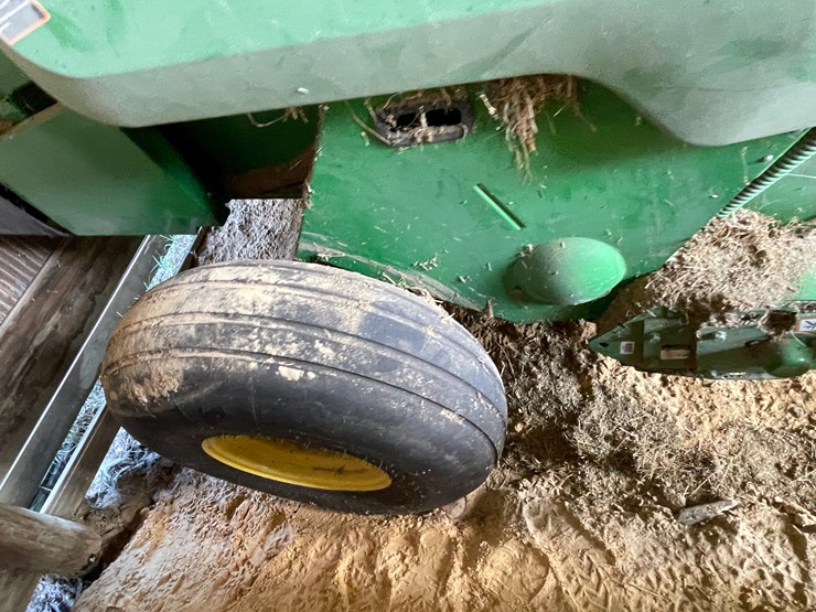 john-deere-550m-image-13