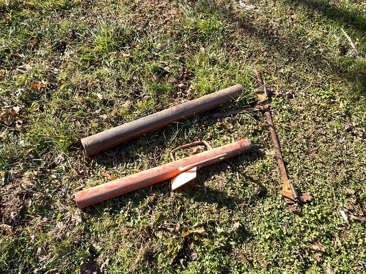 #6094-•-(2)-post-pounders-image-1