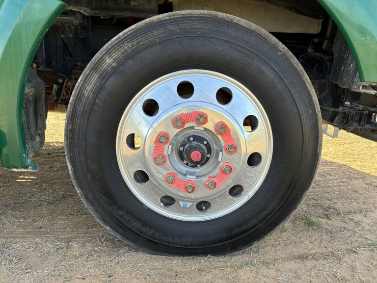 2019-kenworth-t880-image-12