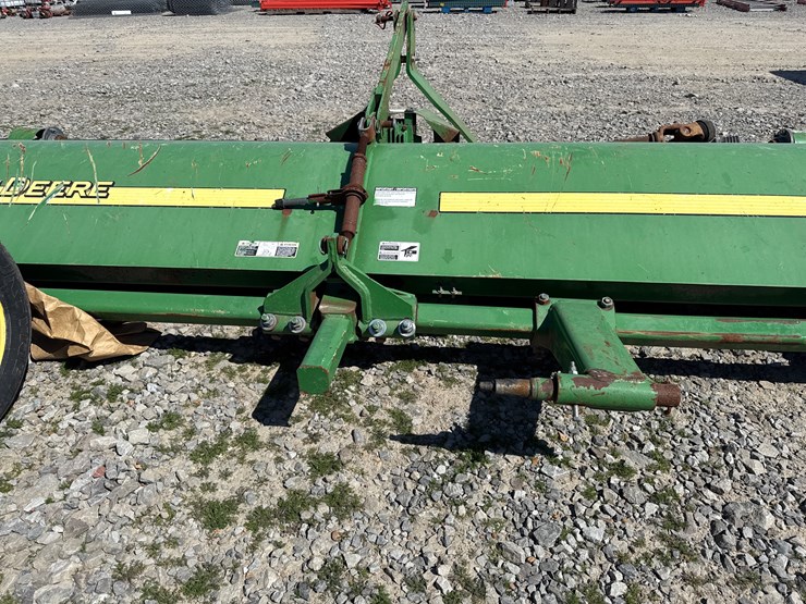 john-deere-520-image-27