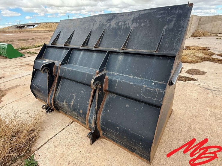 2021-jcb-542-70-agri-plus-image-25