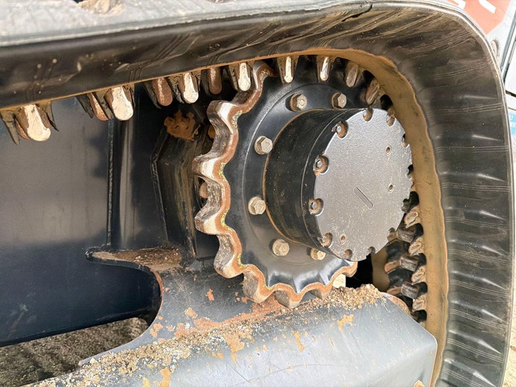 2024-kubota-svl97-2-image-11