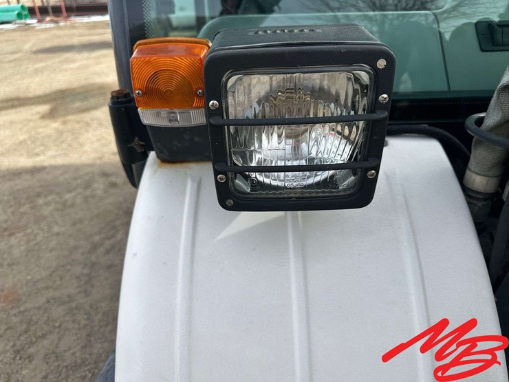 2007-bobcat-toolcat-5600-image-16