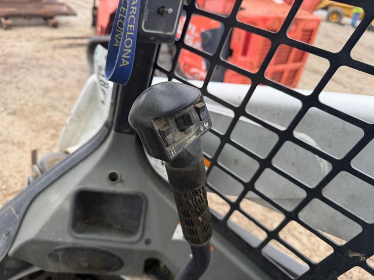 2019-bobcat-t770-image-19