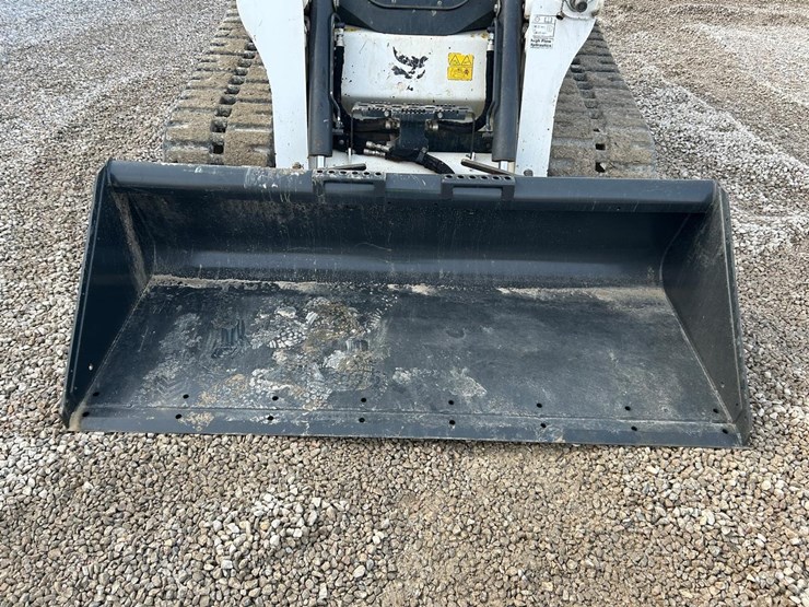 2023-bobcat-t770-image-9