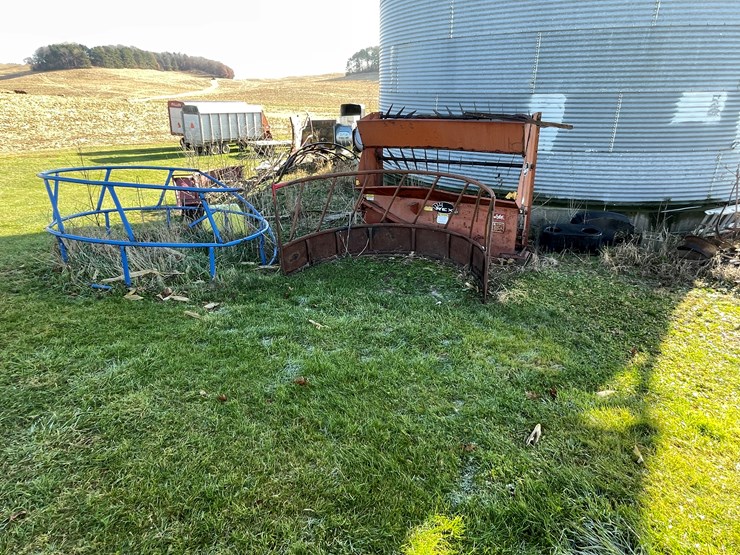 #6055-•-scrap-metal-image-1