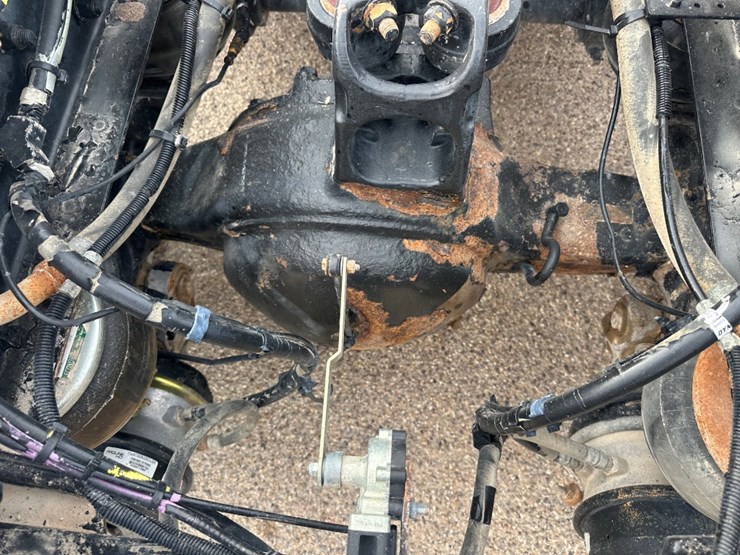 2013-kenworth-t660-image-7