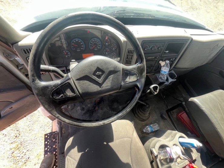 2011-international-workstar-7300-image-21