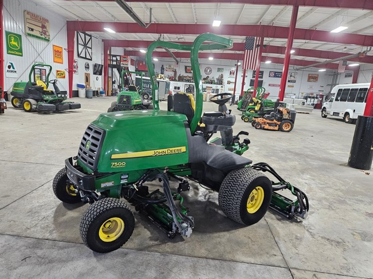 john-deere-7500-image-11