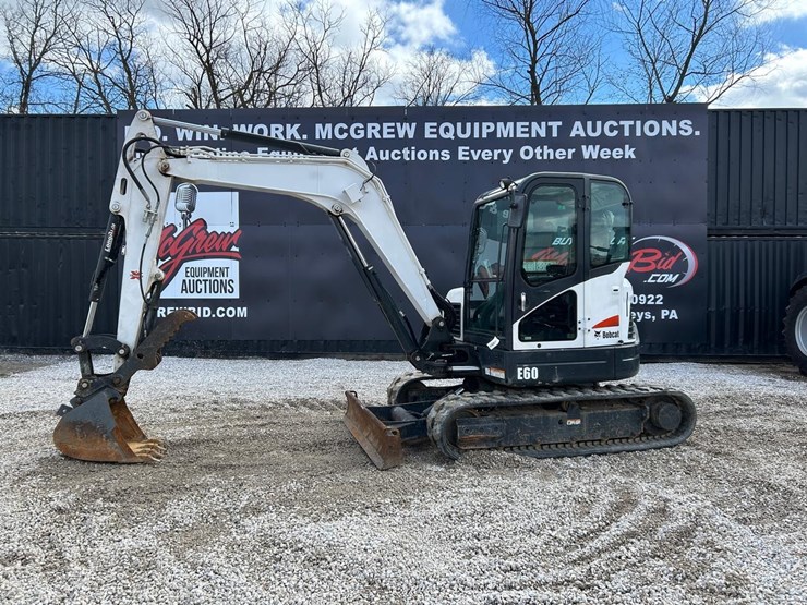 bobcat-e60-image-1