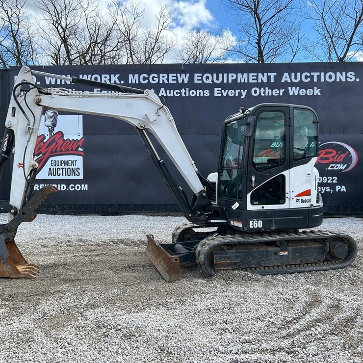 BOBCAT E60