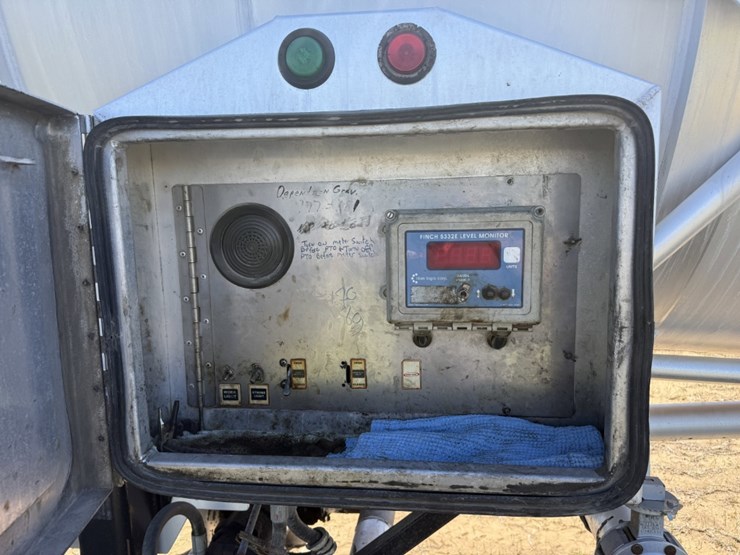 2013-profab-200bbl-crude-tanker-image-10