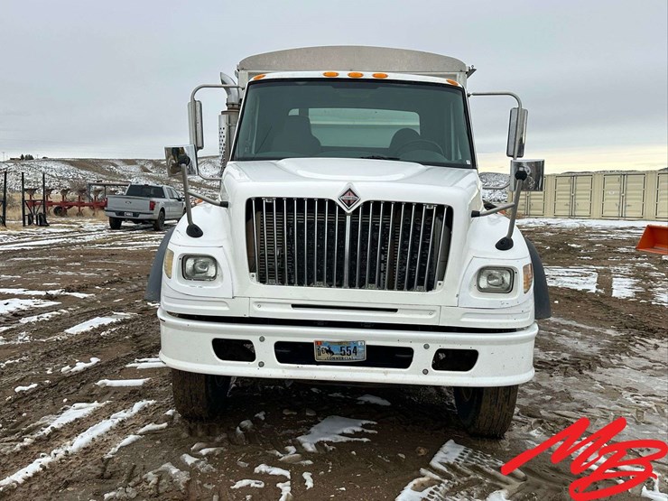 2004-international-7600-image-2