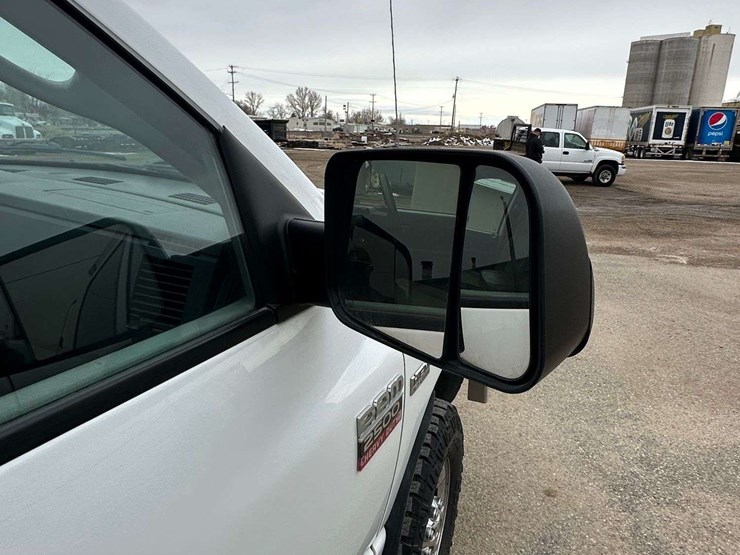 2008-dodge-ram-2500-image-14