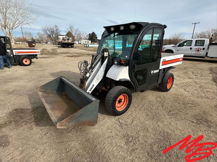 2007-bobcat-toolcat-5600-image-10