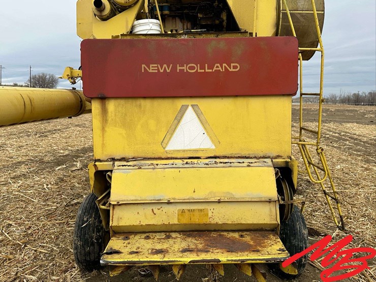 new-holland-70-image-23