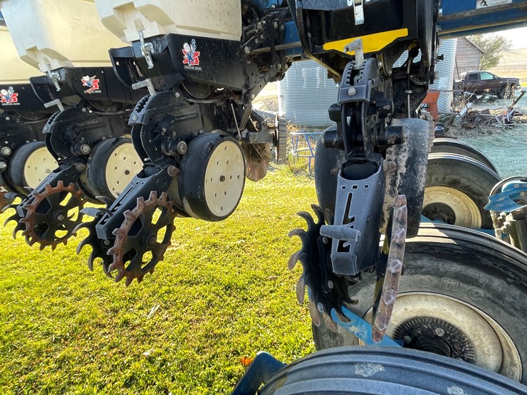 kinze-3660-image-22