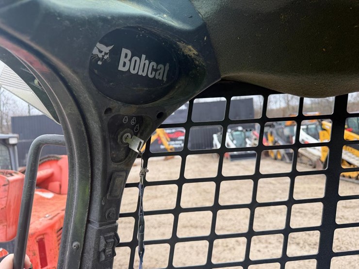 2019-bobcat-t770-image-22