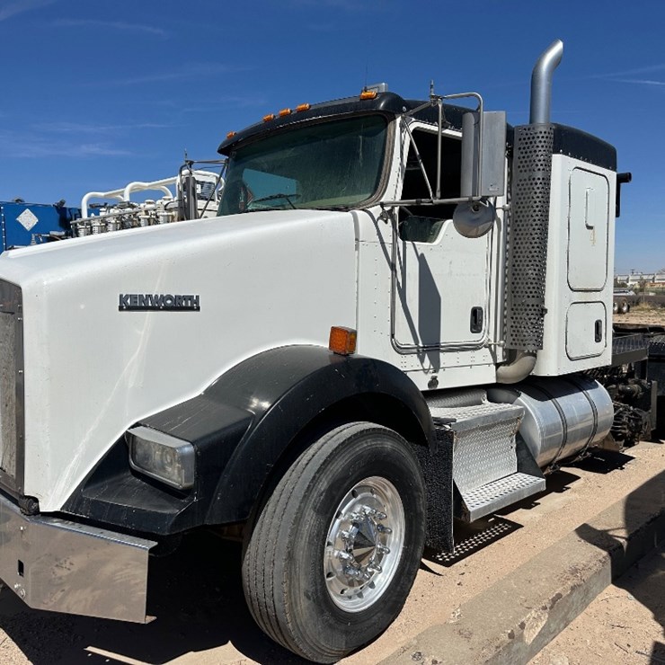2013 KENWORTH T800
