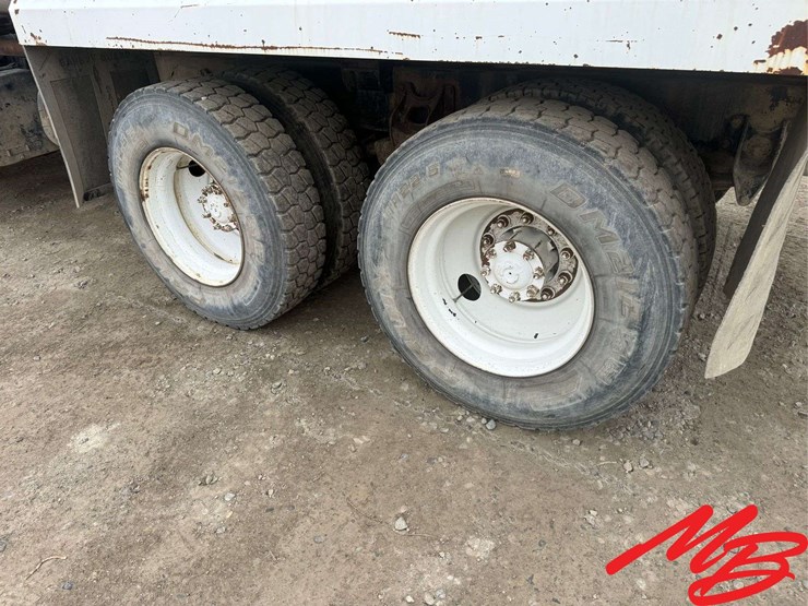 1994-ford-l-image-11