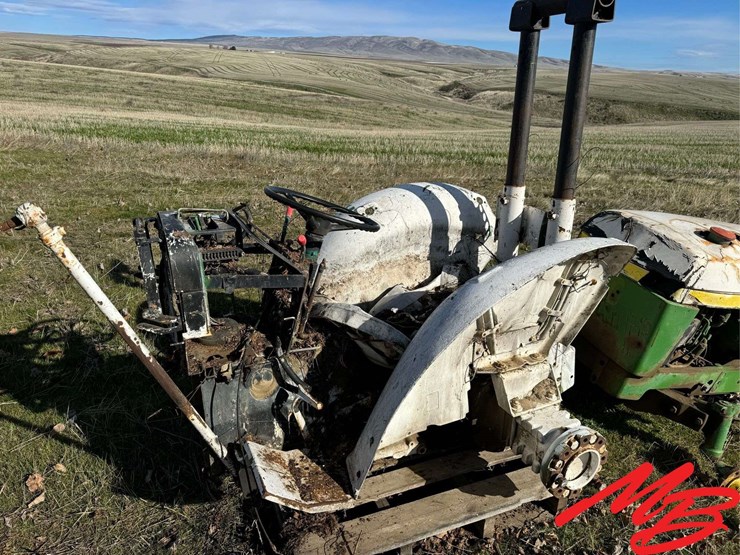 john-deere-2355n-image-3