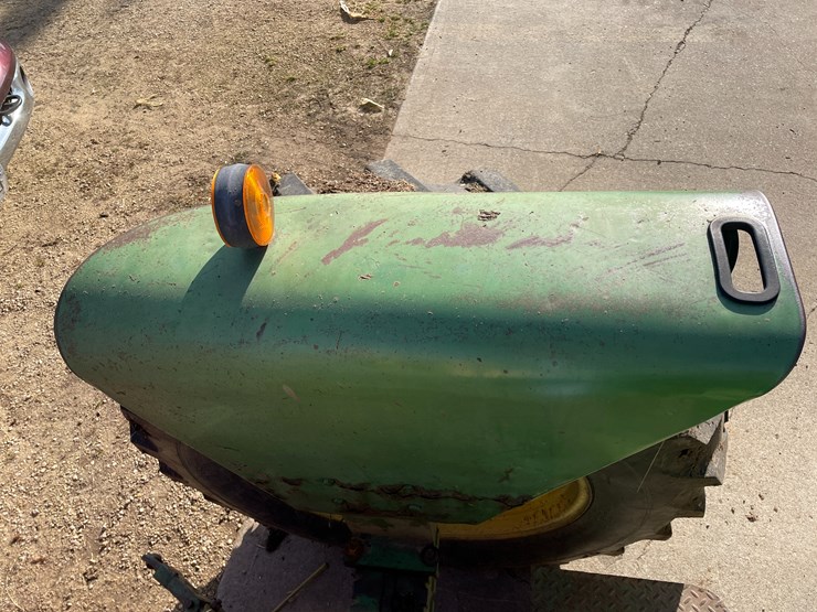 john-deere-4010-image-18