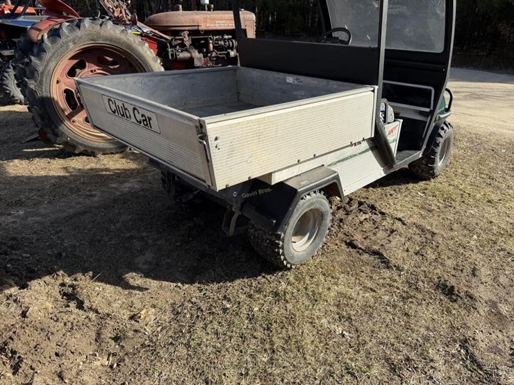 2004-club-car-turf-2-image-5