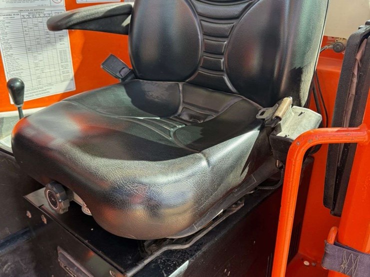 2008-jlg-g9-43a-image-27