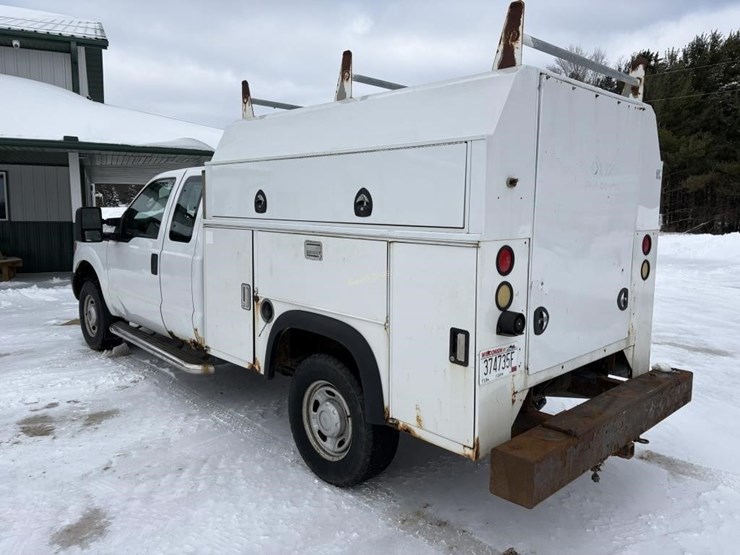 2011-ford-f250-image-9