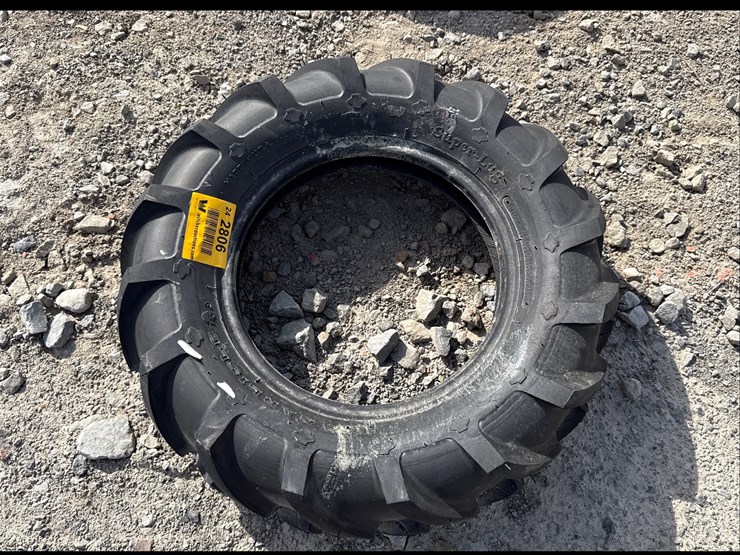 #2806-•-(1)-carlisle-super-lug-6-12-tire-inv#-2806-image-3