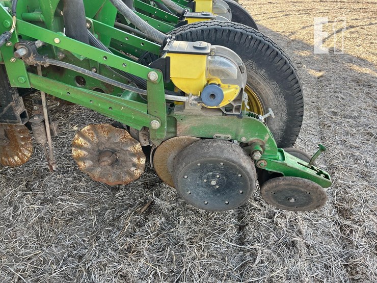 john-deere-1770nt-image-8